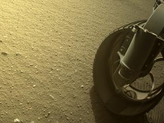 View image taken on Mars, Mars Perseverance Sol 401: Front Right Hazard Avoidance Camera (Hazcam)