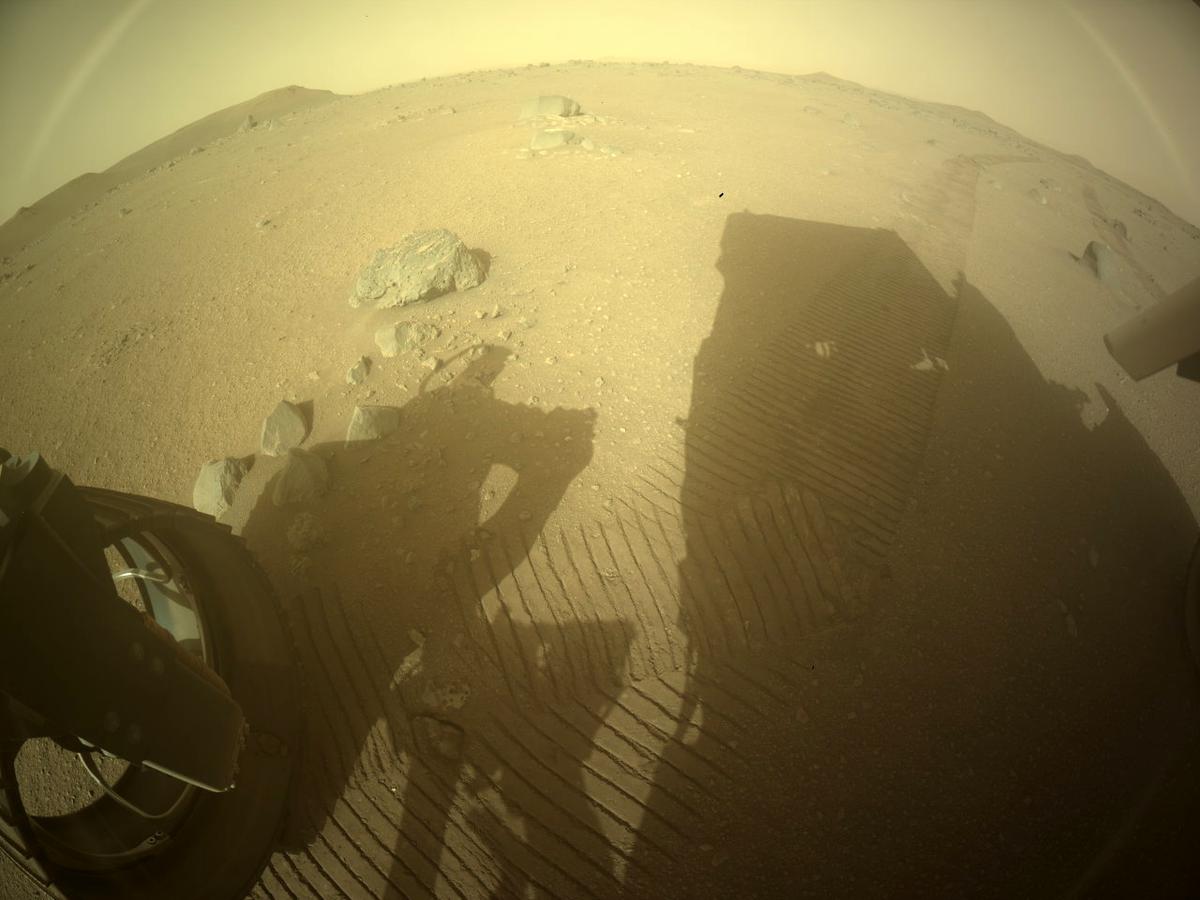 This image was taken by REAR_HAZCAM_LEFT onboard NASA's Mars rover Perseverance on Sol 401