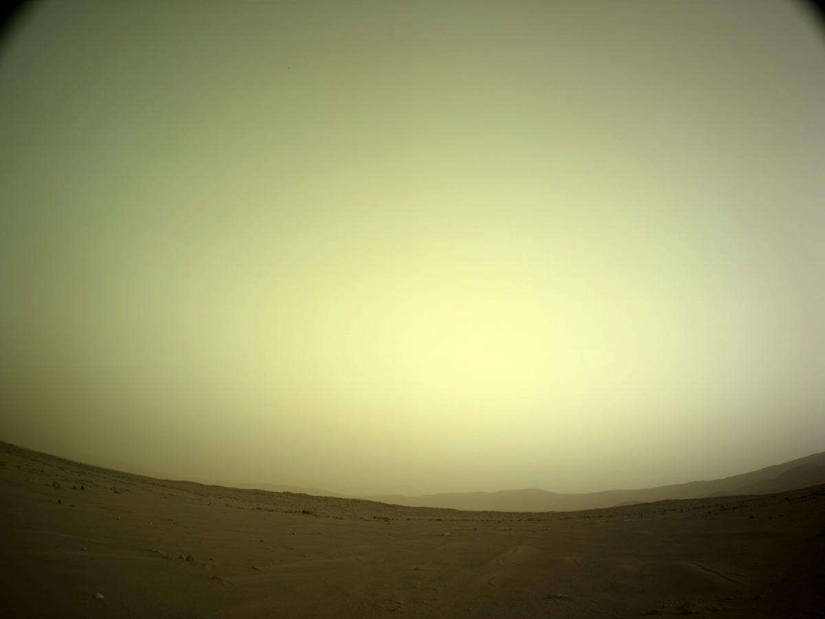 This image was taken by NAVCAM_LEFT onboard NASA's Mars rover Perseverance on Sol 402