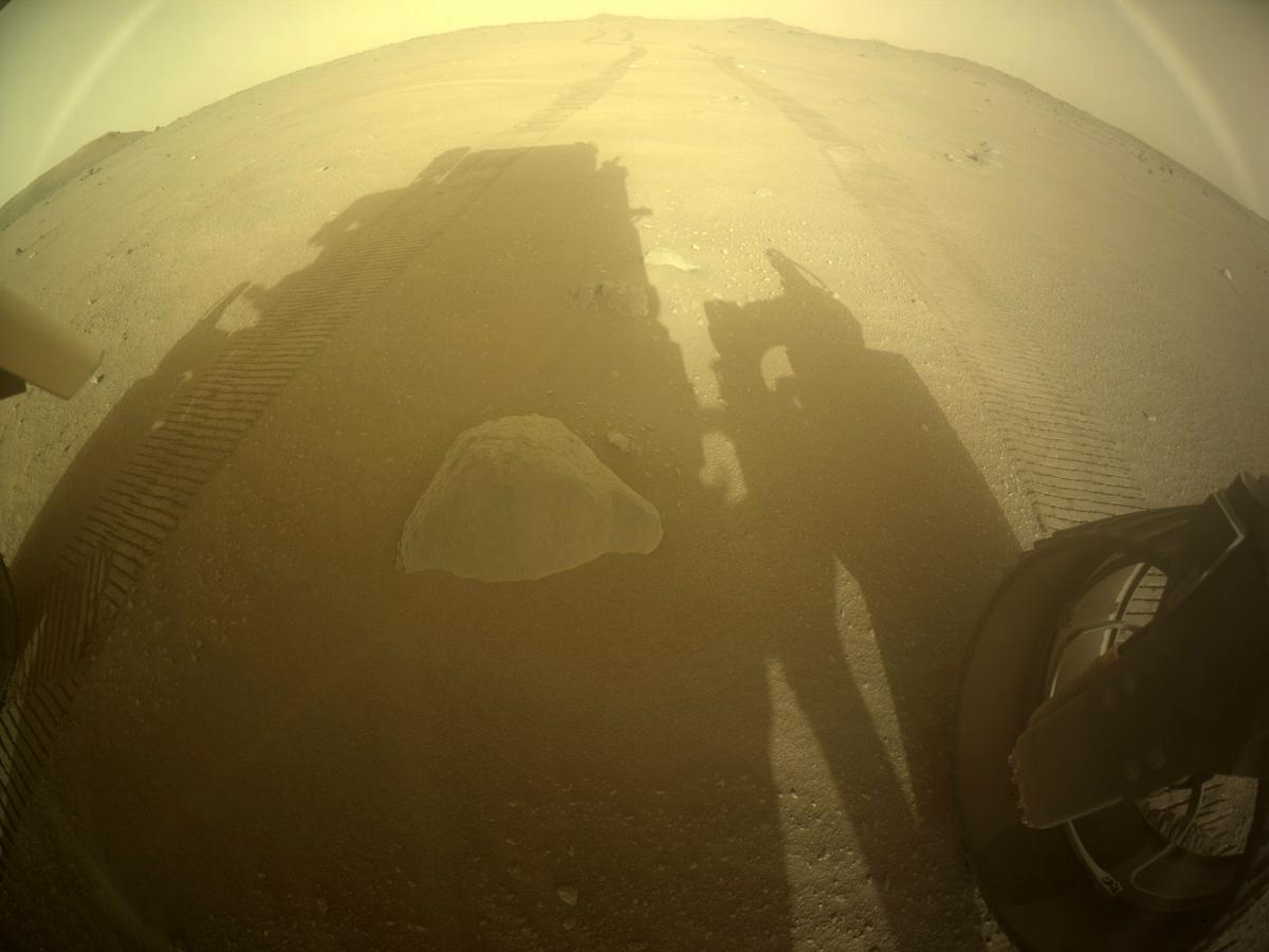 This image was taken by REAR_HAZCAM_RIGHT onboard NASA's Mars rover Perseverance on Sol 402