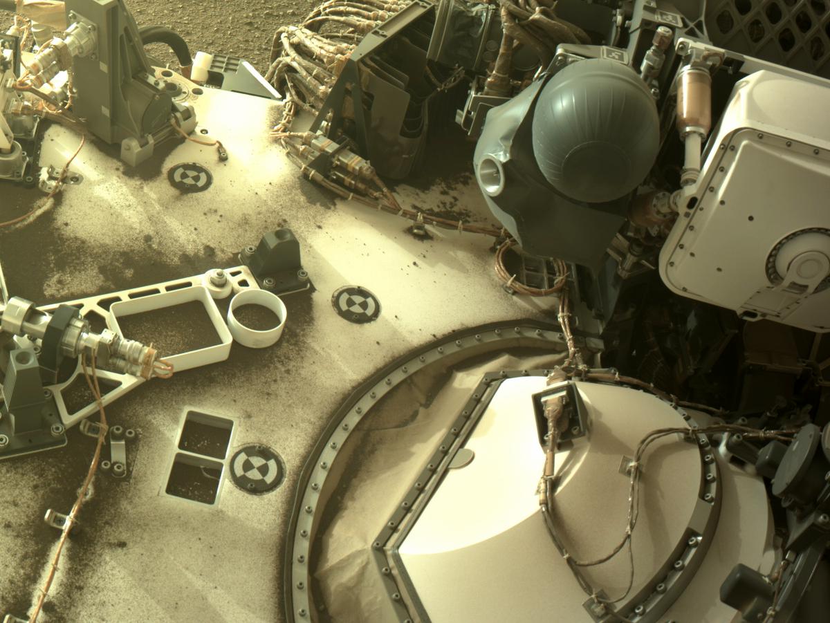 This image was taken by NAVCAM_LEFT onboard NASA's Mars rover Perseverance on Sol 405