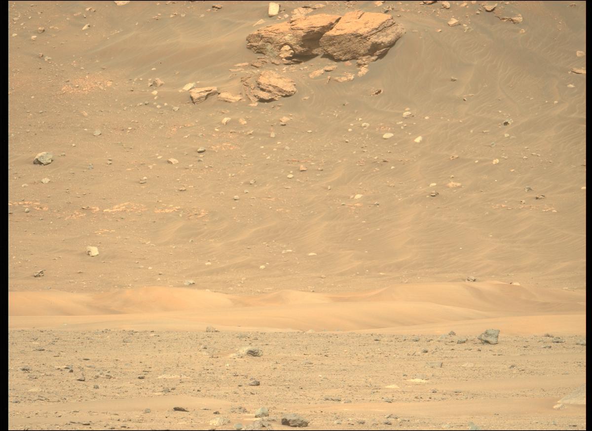 This image was taken by MCZ_LEFT onboard NASA's Mars rover Perseverance on Sol 406