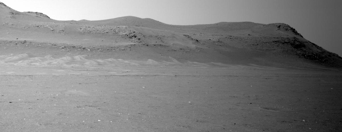 This image was taken by NAVCAM_LEFT onboard NASA's Mars rover Perseverance on Sol 410