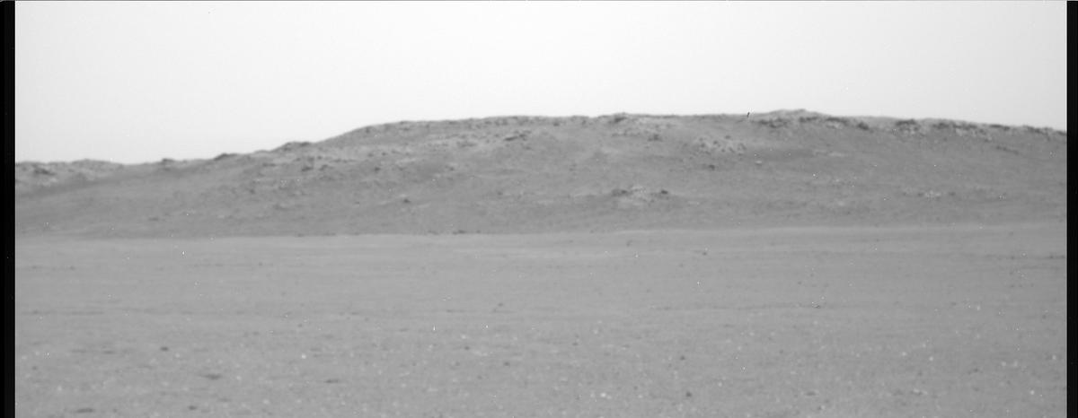 This image was taken by MCZ_RIGHT onboard NASA's Mars rover Perseverance on Sol 410
