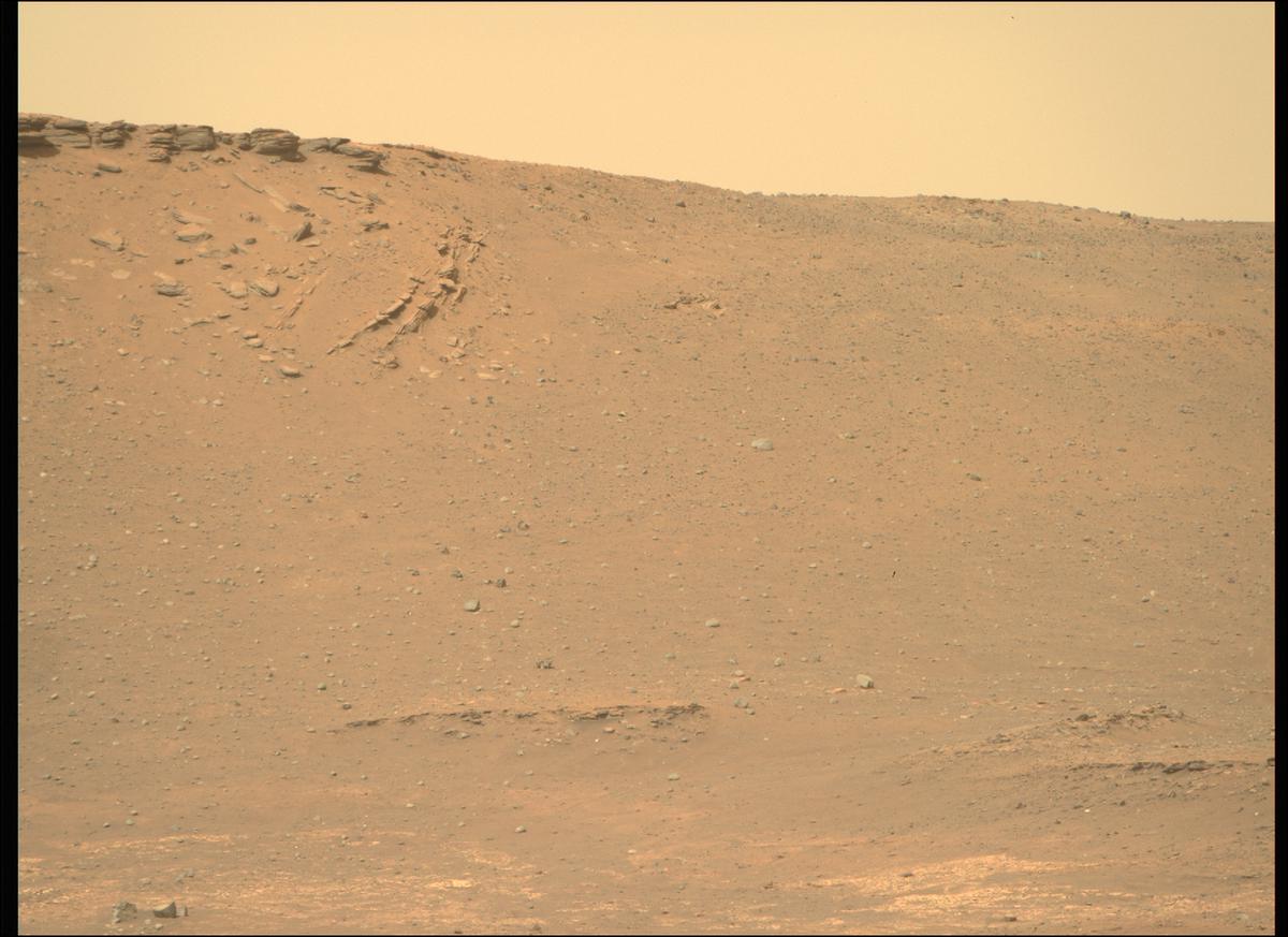 This image was taken by MCZ_RIGHT onboard NASA's Mars rover Perseverance on Sol 411