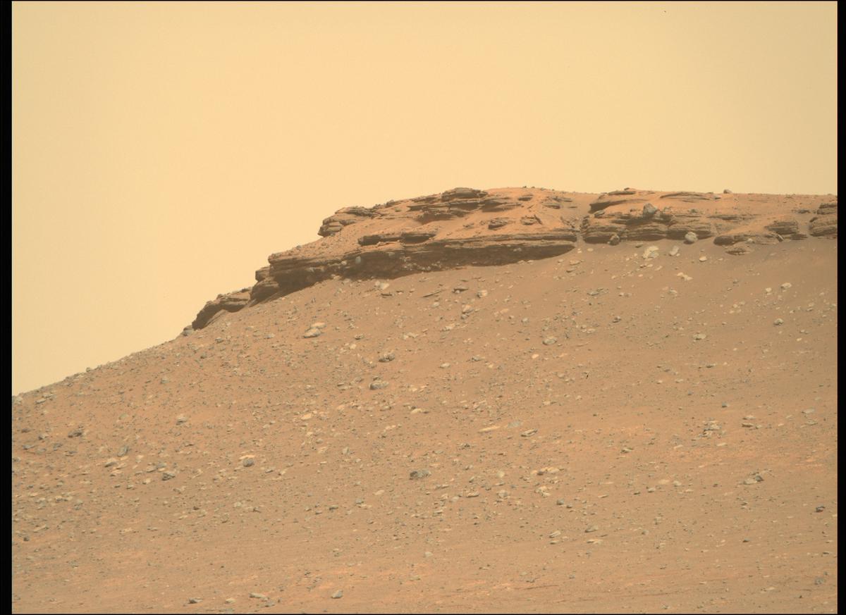 This image was taken by MCZ_RIGHT onboard NASA's Mars rover Perseverance on Sol 411