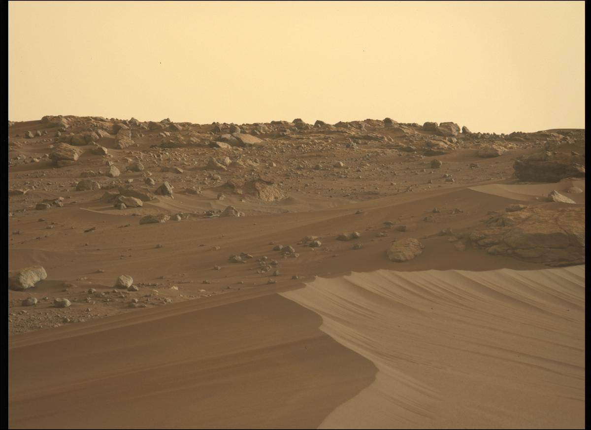 This image was taken by MCZ_LEFT onboard NASA's Mars rover Perseverance on Sol 415