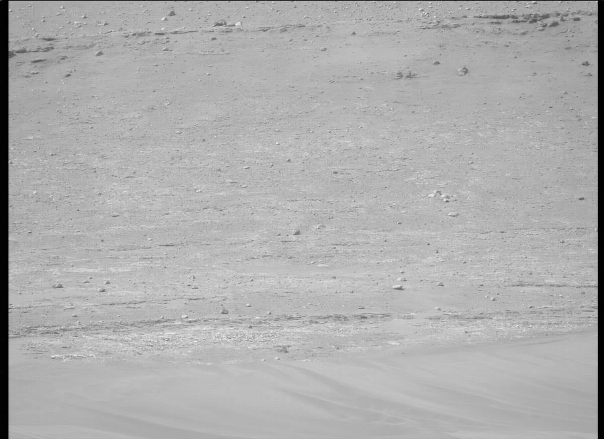 This image was taken by MCZ_LEFT onboard NASA's Mars rover Perseverance on Sol 416