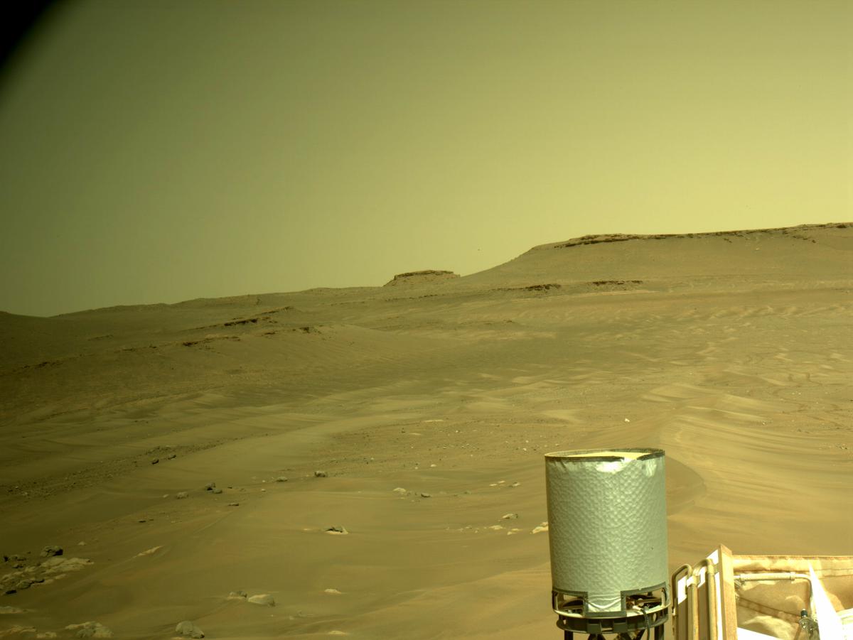 This image was taken by NAVCAM_RIGHT onboard NASA's Mars rover Perseverance on Sol 417