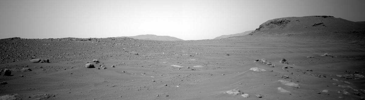 This image was taken by NAVCAM_LEFT onboard NASA's Mars rover Perseverance on Sol 418