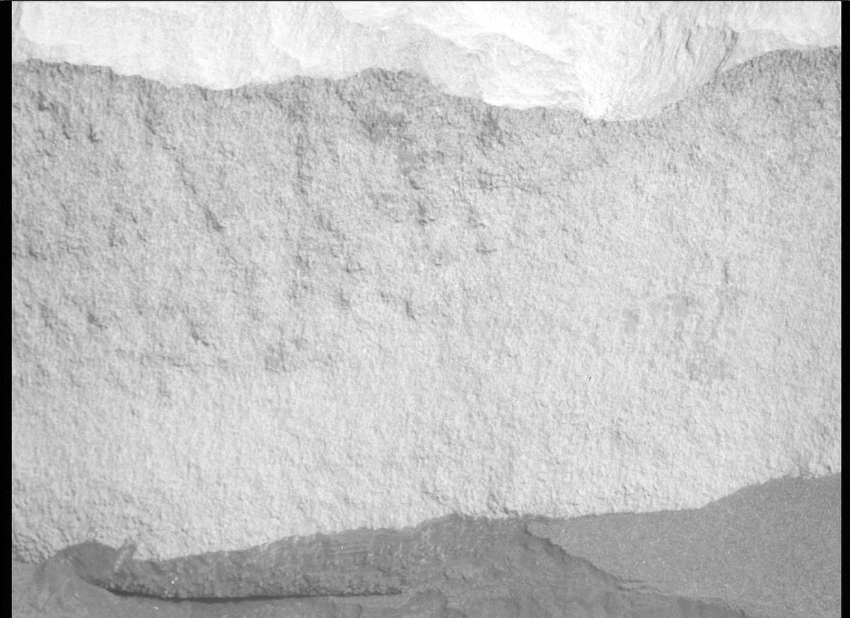 This image was taken by MCZ_RIGHT onboard NASA's Mars rover Perseverance on Sol 420