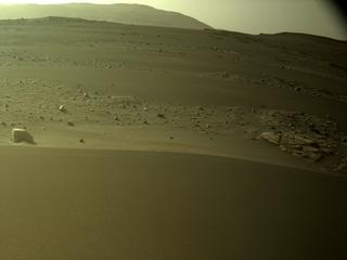 View image taken on Mars, Mars Perseverance Sol 421: Right Navigation Camera (Navcam)