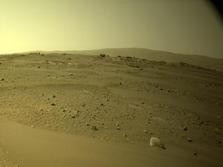 View image taken on Mars, Mars Perseverance Sol 422: Right Navigation Camera (Navcam)
