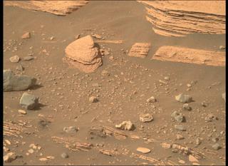 View image taken on Mars, Mars Perseverance Sol 422: Right Mastcam-Z Camera