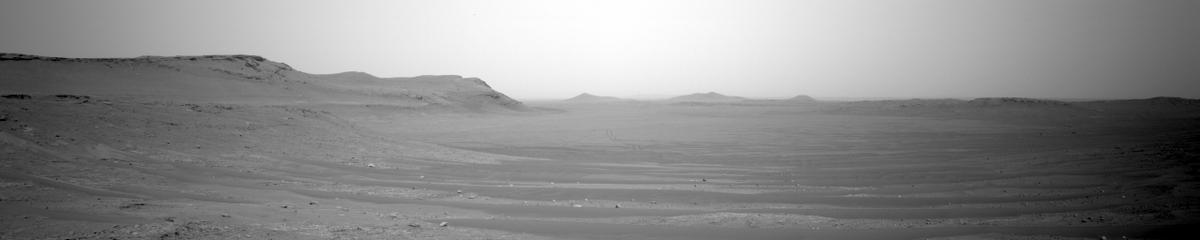 This image was taken by NAVCAM_LEFT onboard NASA's Mars rover Perseverance on Sol 423