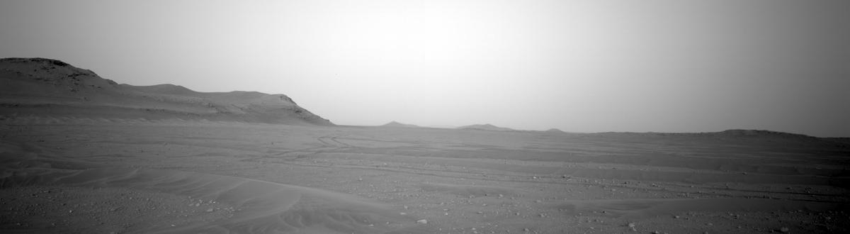 This image was taken by NAVCAM_LEFT onboard NASA's Mars rover Perseverance on Sol 428