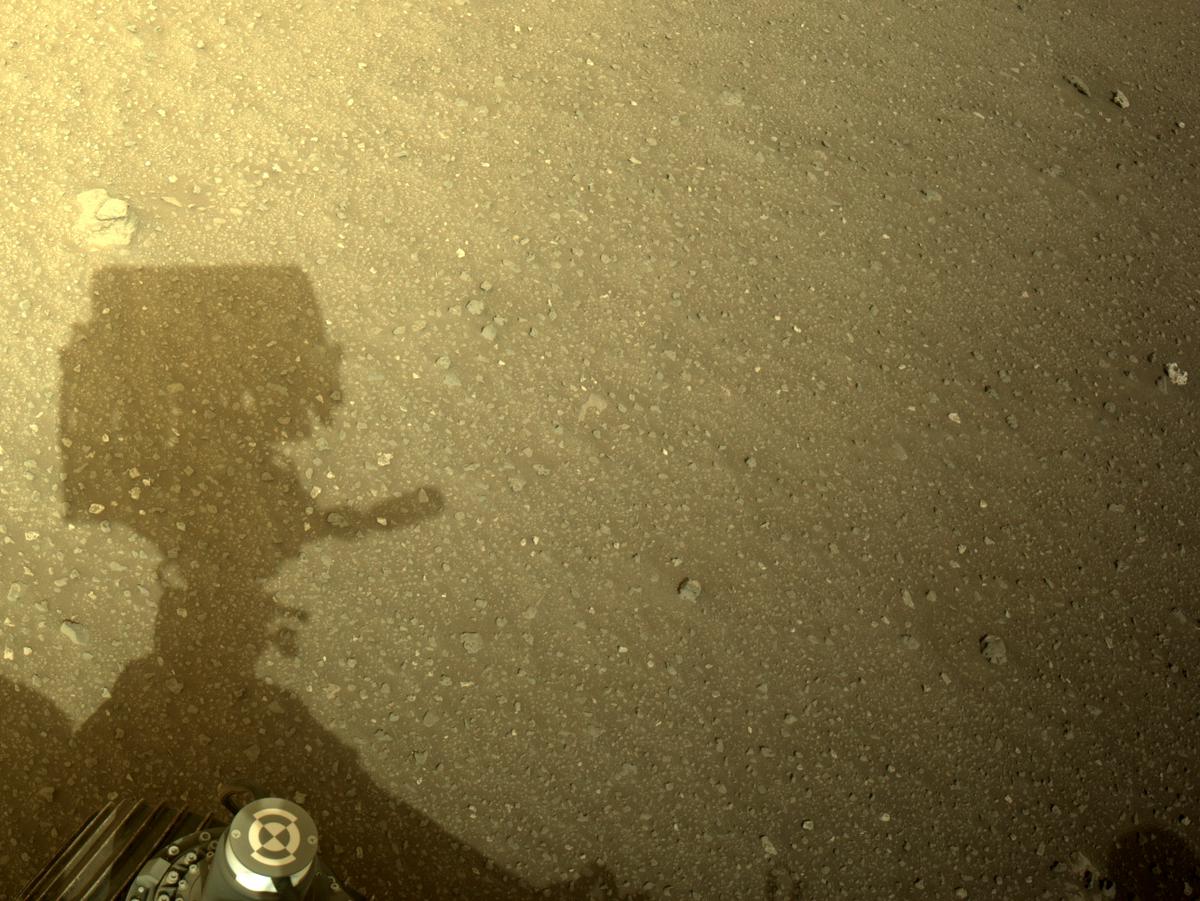 This image was taken by NAVCAM_LEFT onboard NASA's Mars rover Perseverance on Sol 434