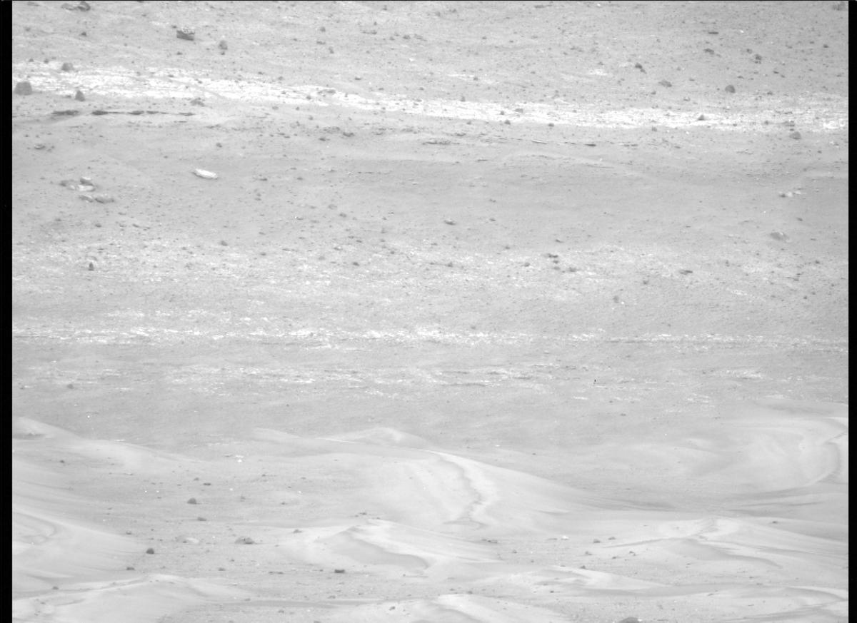 This image was taken by MCZ_RIGHT onboard NASA's Mars rover Perseverance on Sol 435