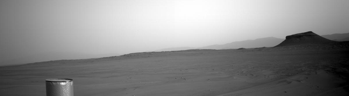 This image was taken by NAVCAM_LEFT onboard NASA's Mars rover Perseverance on Sol 439