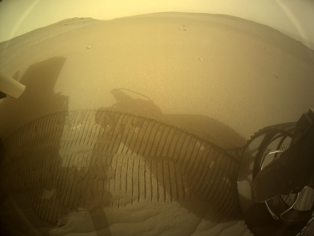 This image was taken by REAR_HAZCAM_RIGHT onboard NASA's Mars rover Perseverance on Sol 439