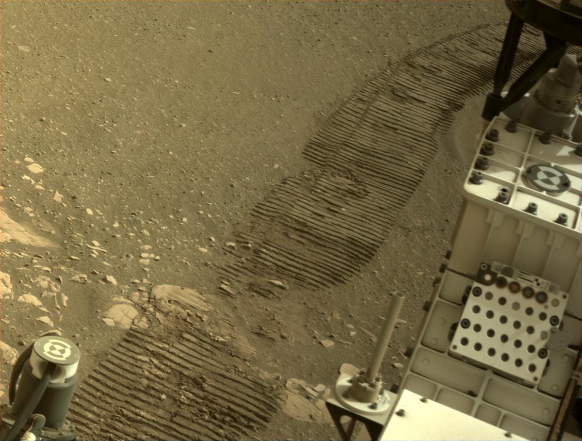 This image was taken by NAVCAM_RIGHT onboard NASA's Mars rover Perseverance on Sol 441