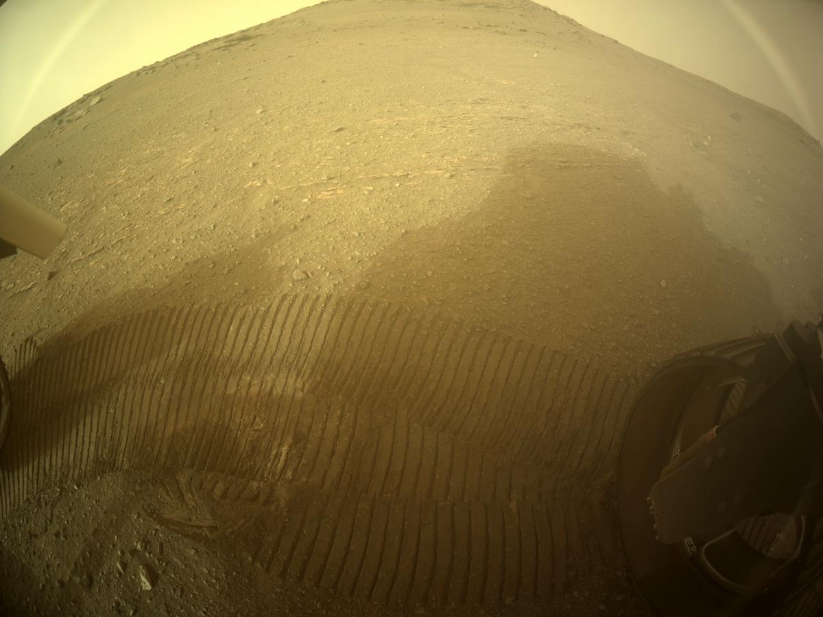 This image was taken by REAR_HAZCAM_RIGHT onboard NASA's Mars rover Perseverance on Sol 441
