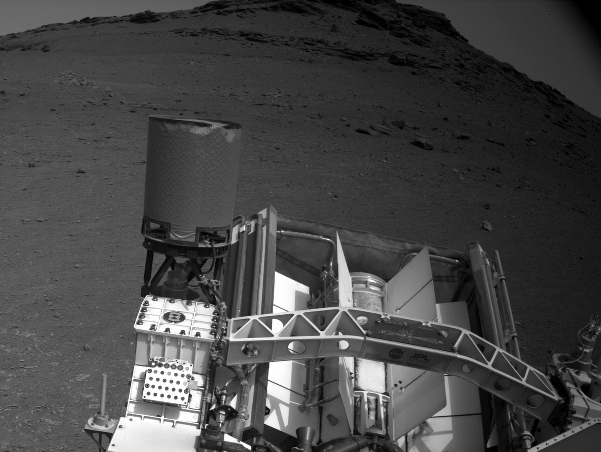 This image was taken by NAVCAM_RIGHT onboard NASA's Mars rover Perseverance on Sol 442