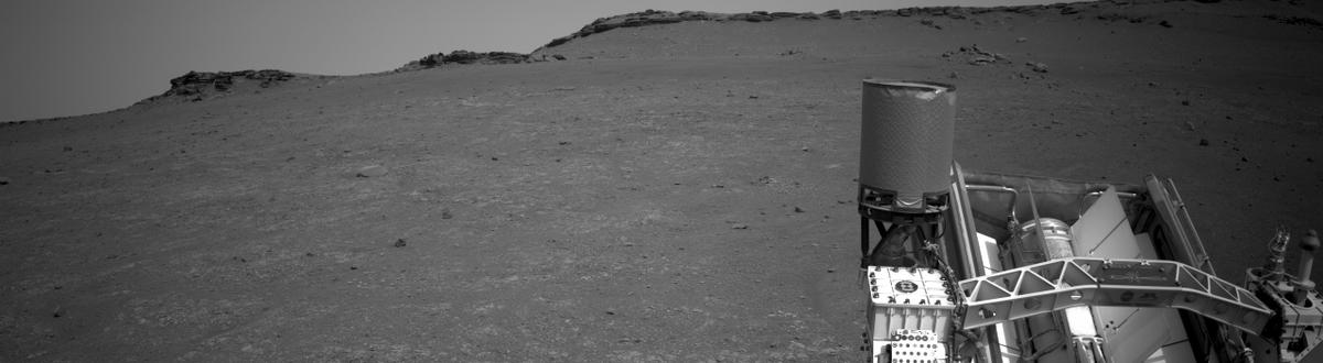 This image was taken by NAVCAM_LEFT onboard NASA's Mars rover Perseverance on Sol 449
