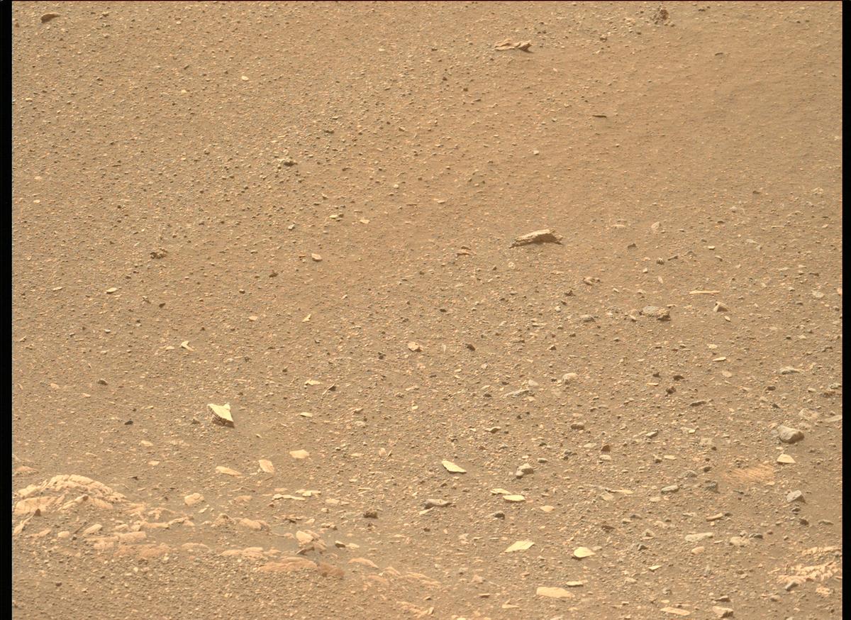 This image was taken by MCZ_LEFT onboard NASA's Mars rover Perseverance on Sol 449