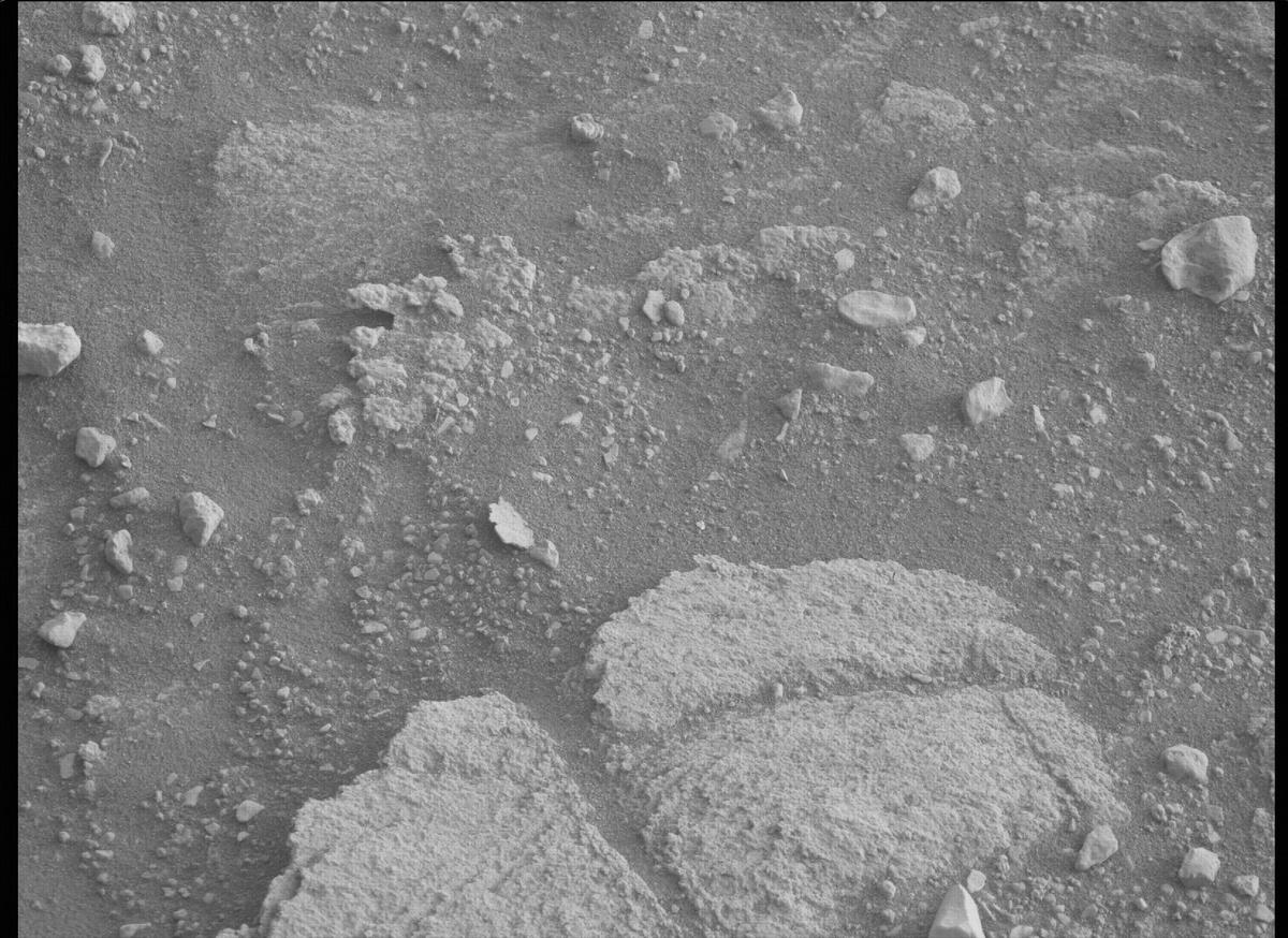 This image was taken by MCZ_RIGHT onboard NASA's Mars rover Perseverance on Sol 449