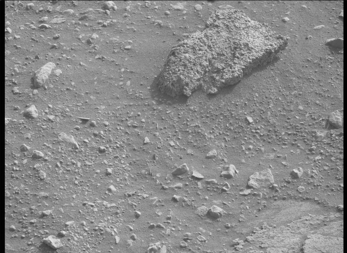 This image was taken by MCZ_LEFT onboard NASA's Mars rover Perseverance on Sol 451