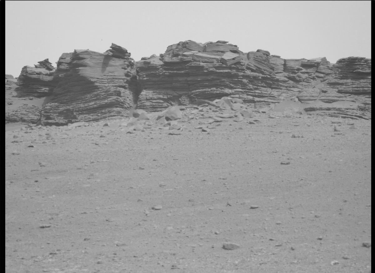 This image was taken by MCZ_LEFT onboard NASA's Mars rover Perseverance on Sol 452