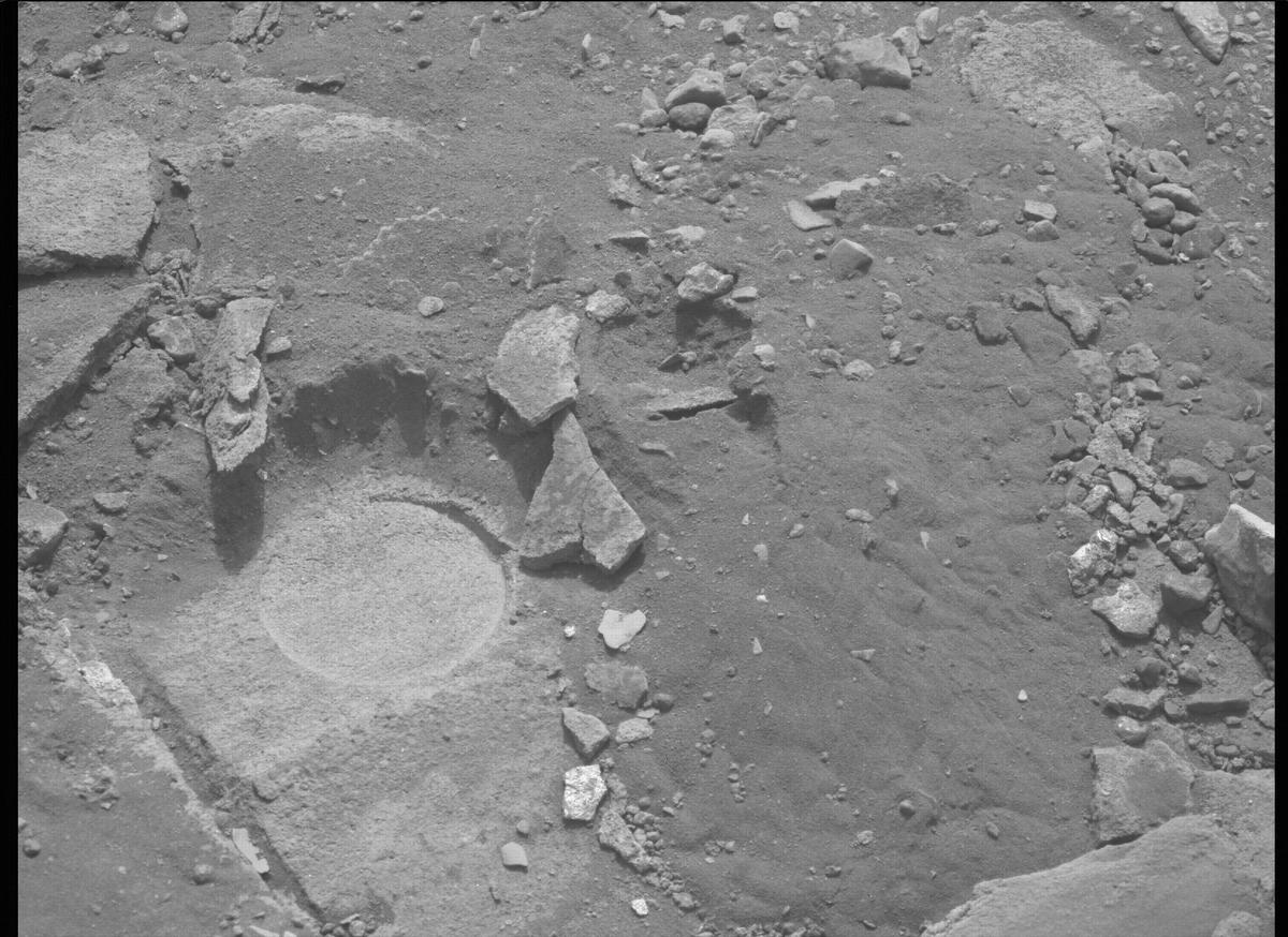 This image was taken by MCZ_LEFT onboard NASA's Mars rover Perseverance on Sol 453