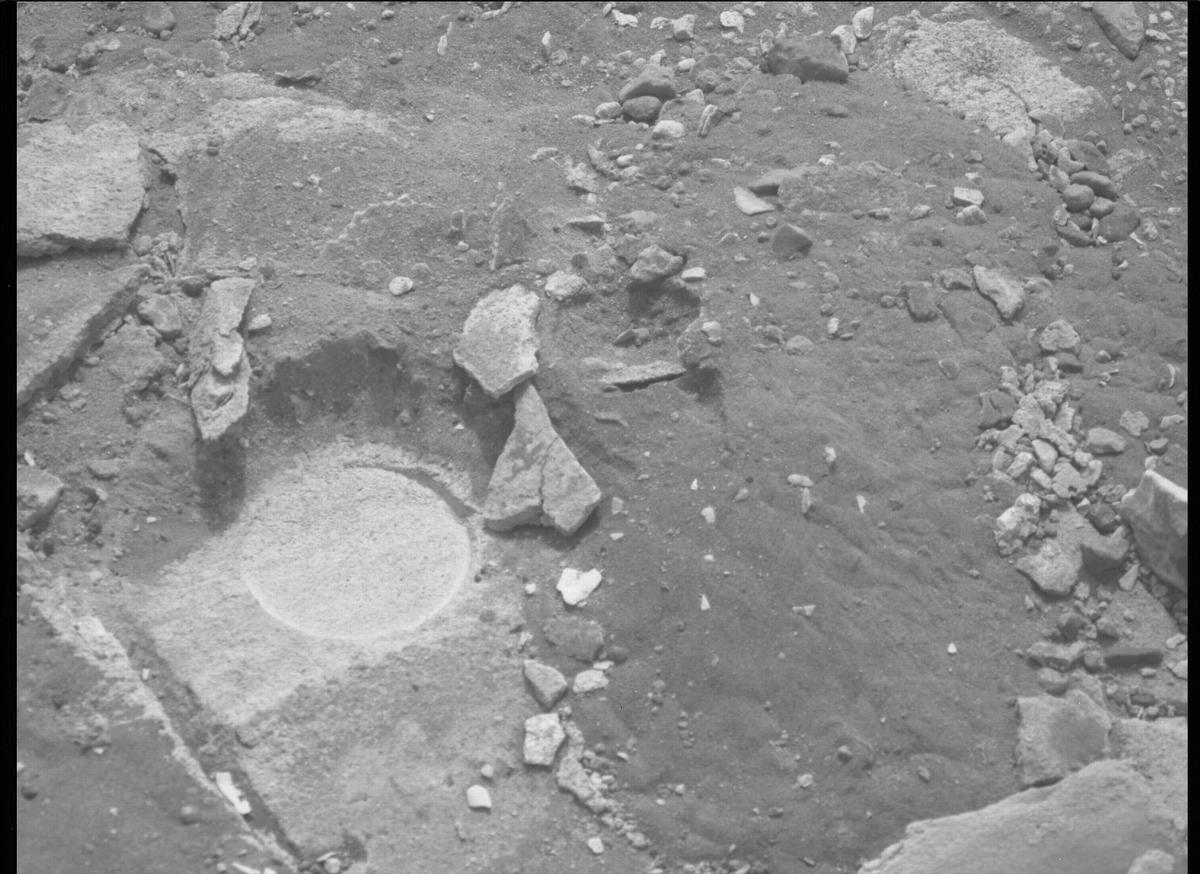 This image was taken by MCZ_LEFT onboard NASA's Mars rover Perseverance on Sol 453