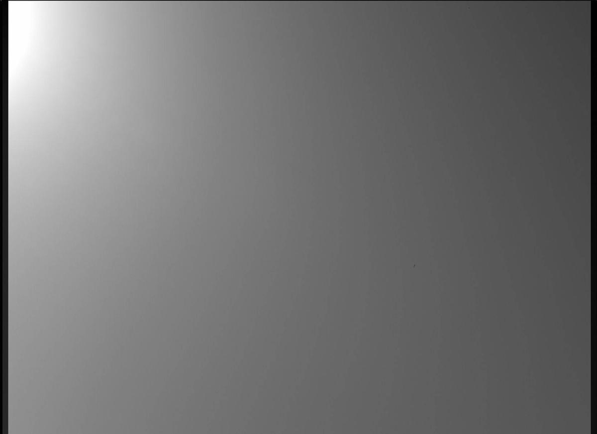This image was taken by MCZ_RIGHT onboard NASA's Mars rover Perseverance on Sol 453