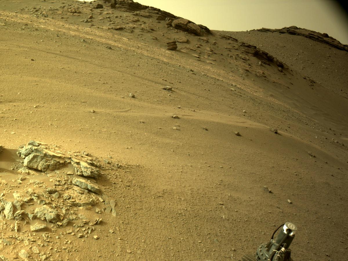 This image was taken by NAVCAM_LEFT onboard NASA's Mars rover Perseverance on Sol 456