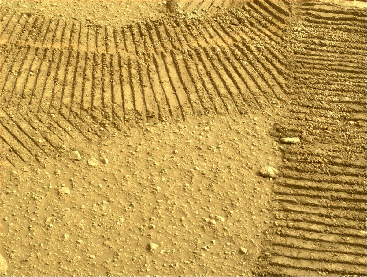 This image was taken by NAVCAM_RIGHT onboard NASA's Mars rover Perseverance on Sol 456