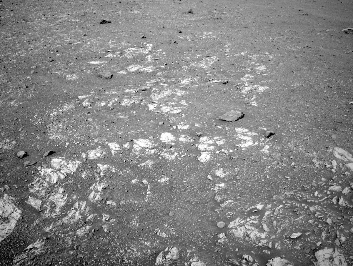 This image was taken by NAVCAM_RIGHT onboard NASA's Mars rover Perseverance on Sol 456