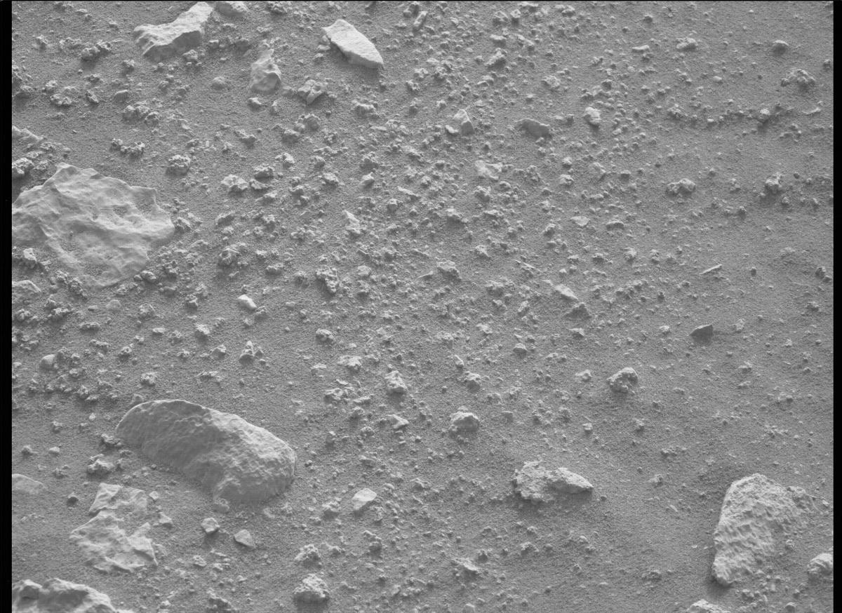 This image was taken by MCZ_LEFT onboard NASA's Mars rover Perseverance on Sol 456