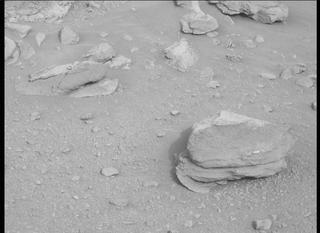 View image taken on Mars, Mars Perseverance Sol 456: Right Mastcam-Z Camera