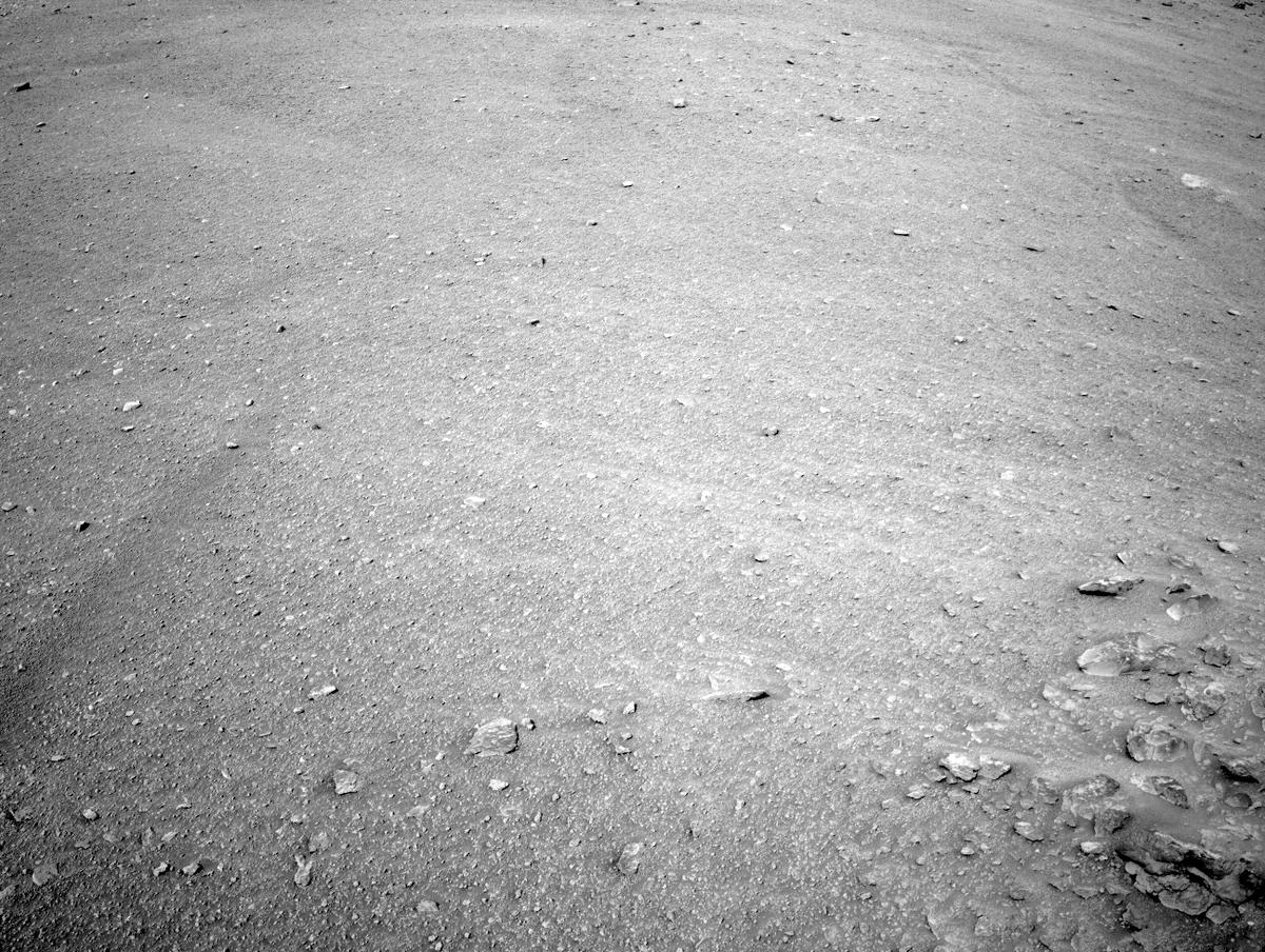 This image was taken by NAVCAM_LEFT onboard NASA's Mars rover Perseverance on Sol 457