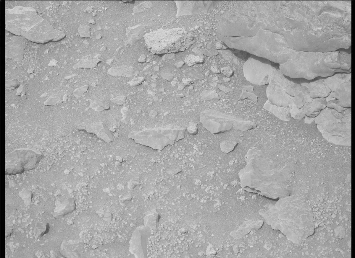 This image was taken by MCZ_RIGHT onboard NASA's Mars rover Perseverance on Sol 459