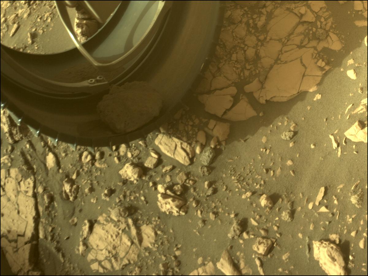 This image was taken by FRONT_HAZCAM_LEFT_A onboard NASA's Mars rover Perseverance on Sol 464