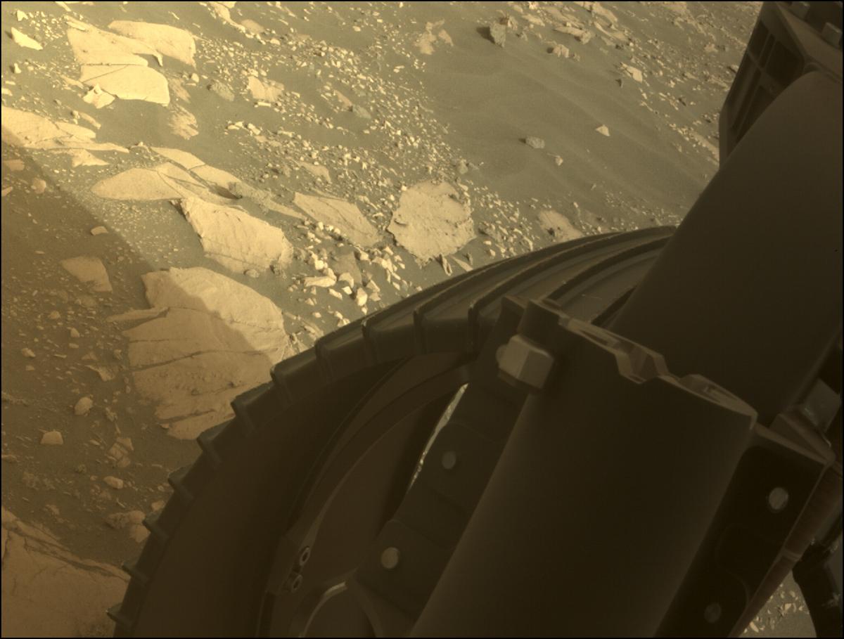 This image was taken by FRONT_HAZCAM_RIGHT_A onboard NASA's Mars rover Perseverance on Sol 464