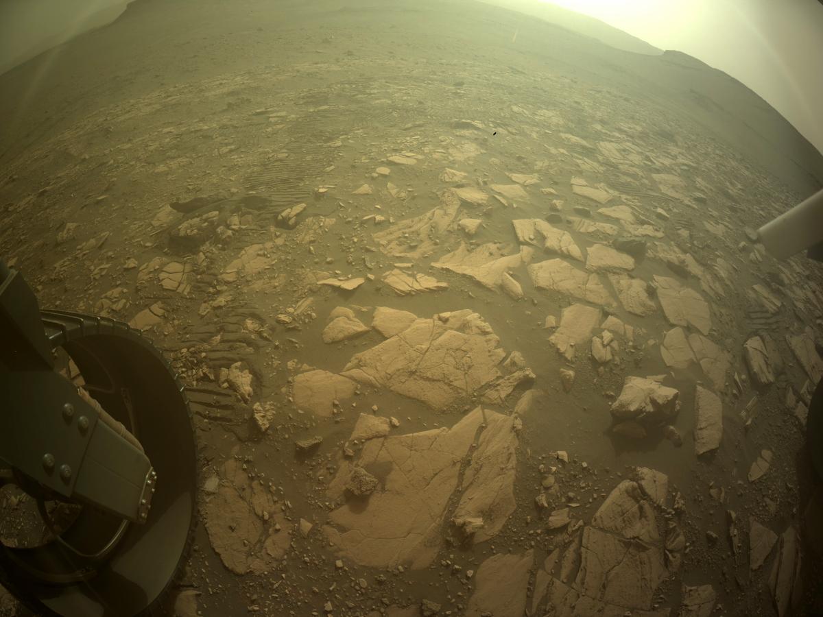 This image was taken by REAR_HAZCAM_LEFT onboard NASA's Mars rover Perseverance on Sol 464
