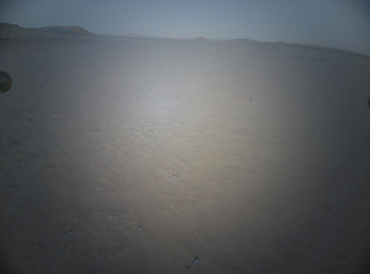 This image was taken by HELI_RTE onboard NASA's Mars rover Perseverance on Sol 465