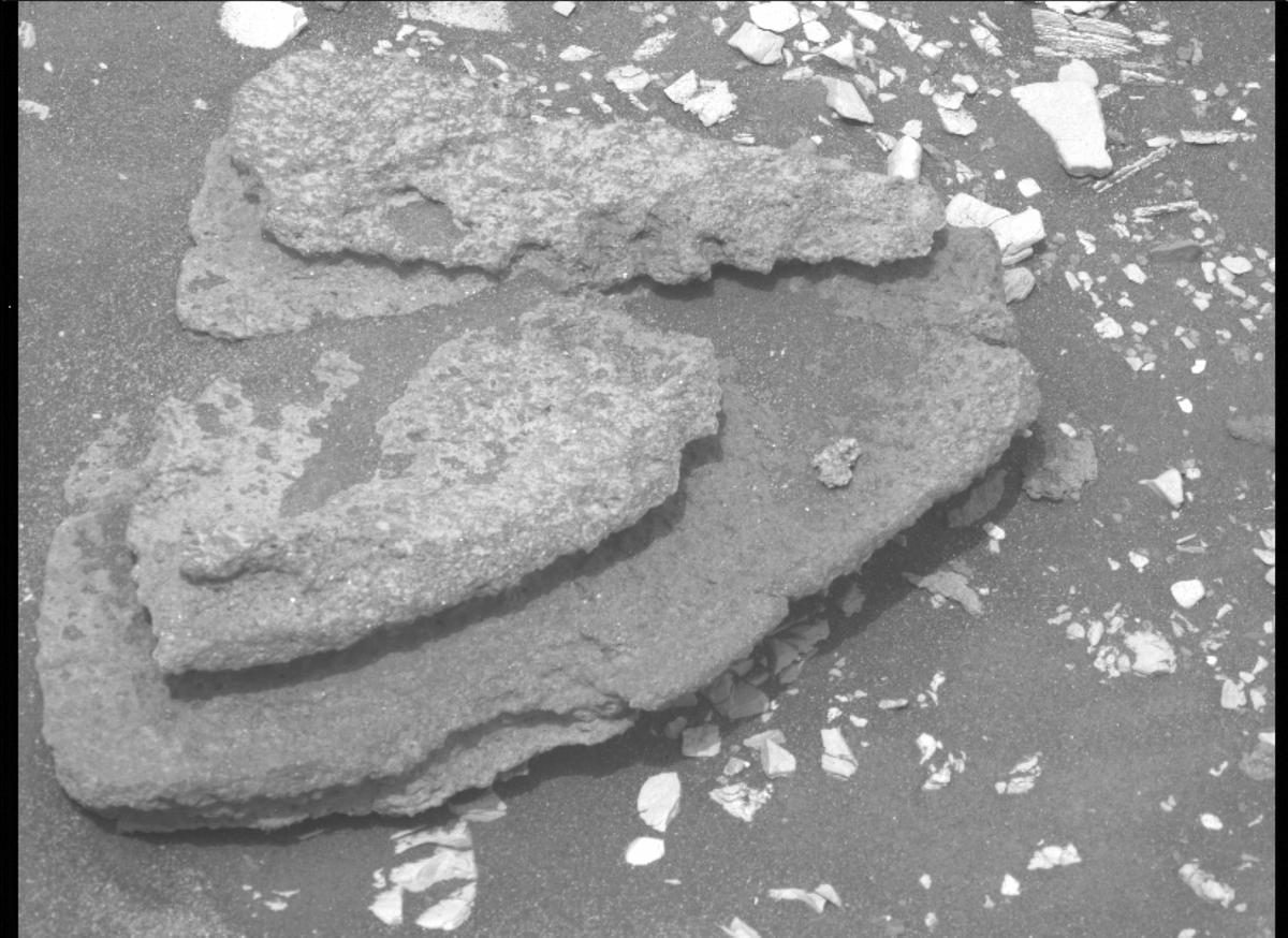 This image was taken by MCZ_LEFT onboard NASA's Mars rover Perseverance on Sol 465