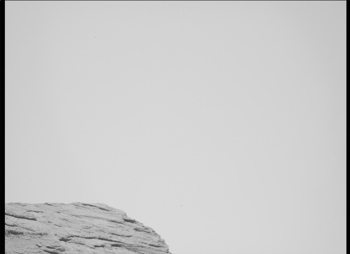 This image was taken by MCZ_LEFT onboard NASA's Mars rover Perseverance on Sol 466
