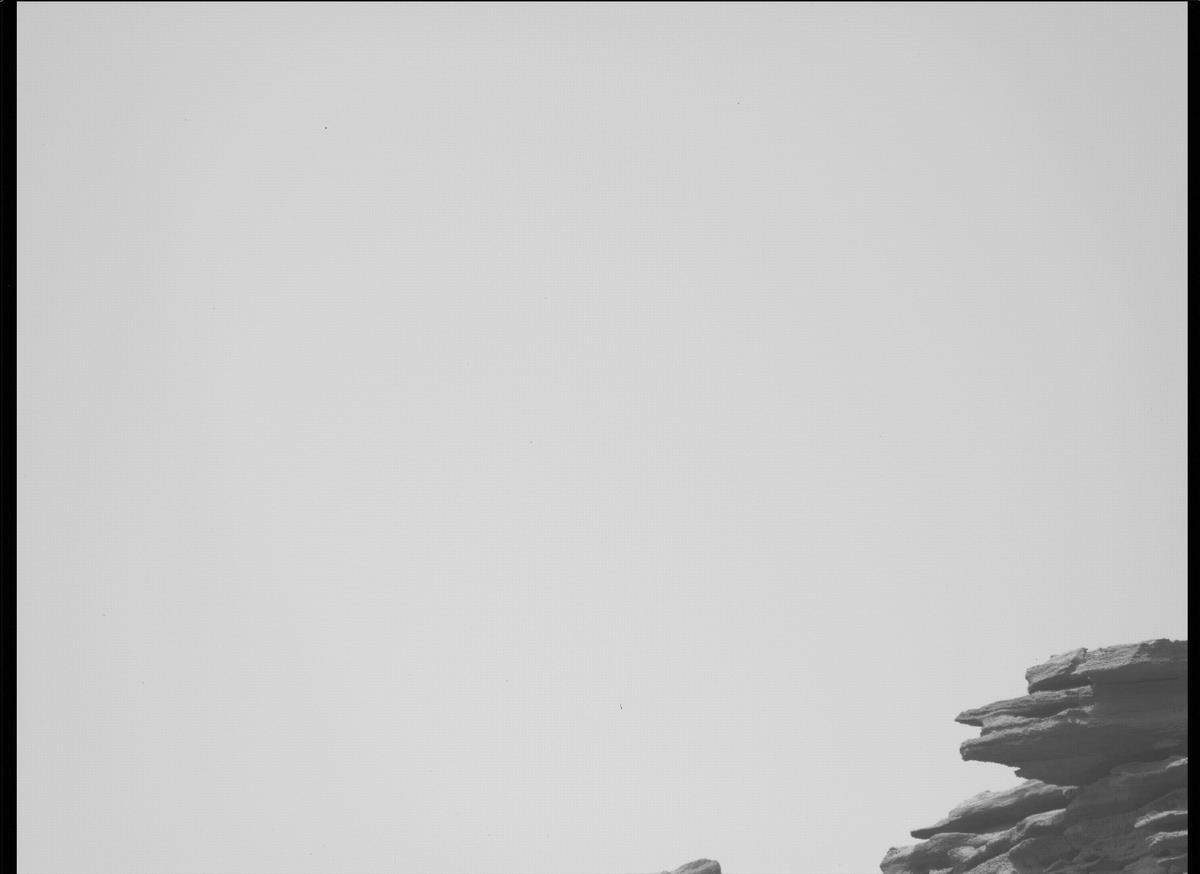 This image was taken by MCZ_LEFT onboard NASA's Mars rover Perseverance on Sol 466