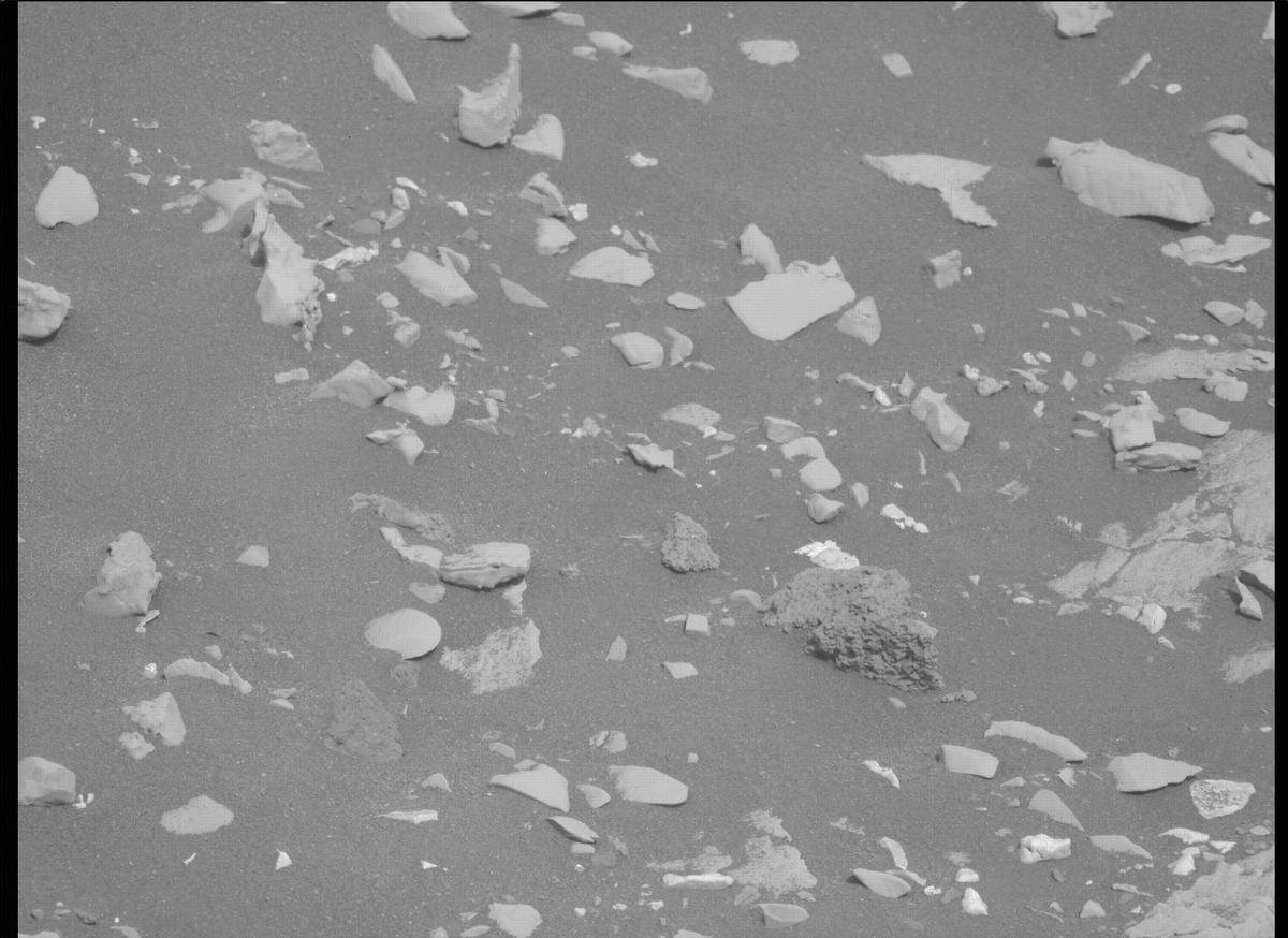 This image was taken by MCZ_LEFT onboard NASA's Mars rover Perseverance on Sol 467